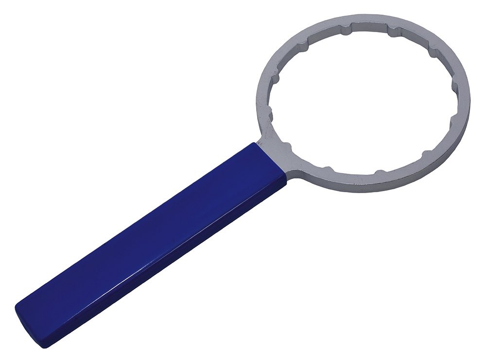 Engine Oil Filter Removal Spanner for Defender & Discovery 2 TD5 Questions & Answers