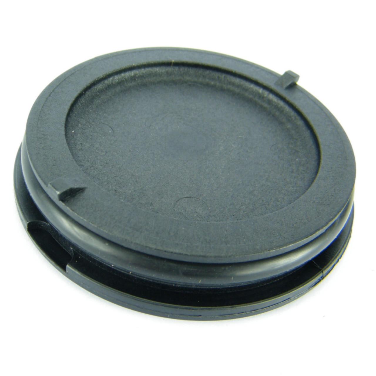 Engine Front Camshaft Seal for Defender Td5 and Discovery 2 Td5 Questions & Answers