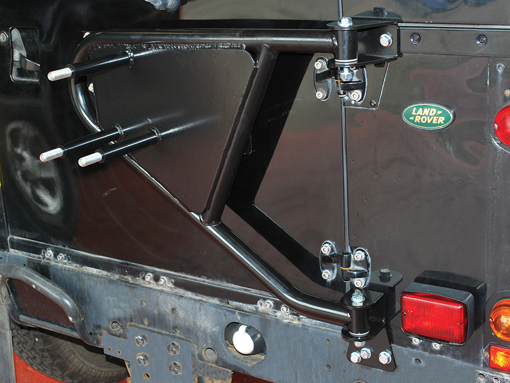 Swing Away Spare Wheel Carrier for Defender - DA2232 Questions & Answers