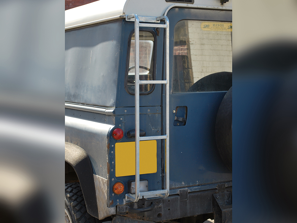 how wide is the galvanised rear ladder (SKU:DA1089), to fit behind the driver's door on single cab defender