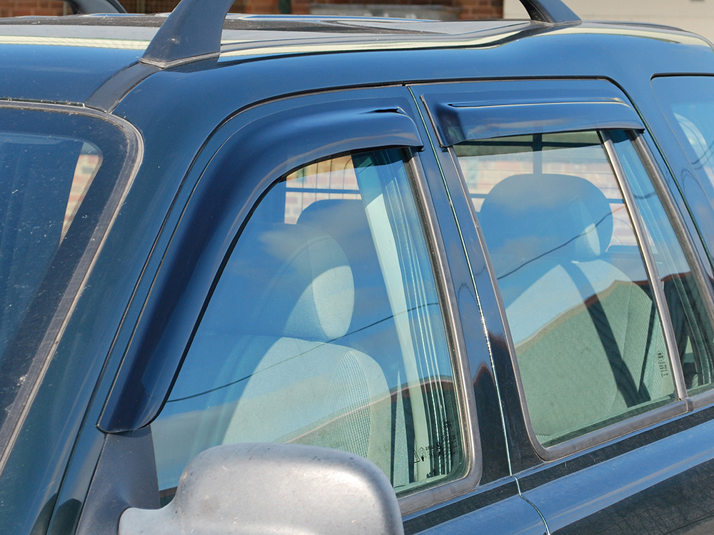 Window Wind Deflector Set for Freelander 1 Questions & Answers