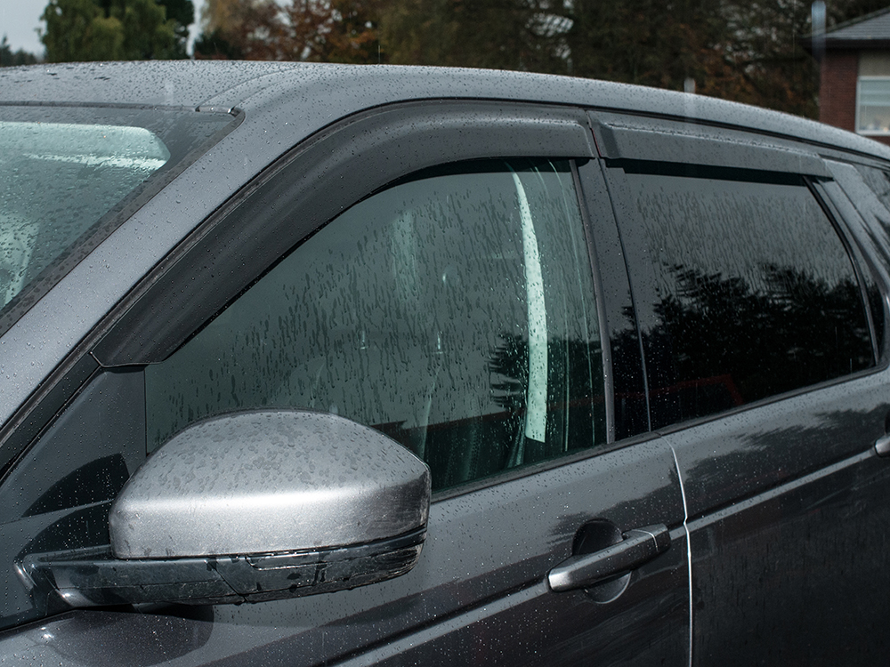 Will these wind deflectors fit the 2020 Discovery Sport and will they help stop the rain from the front windscreen