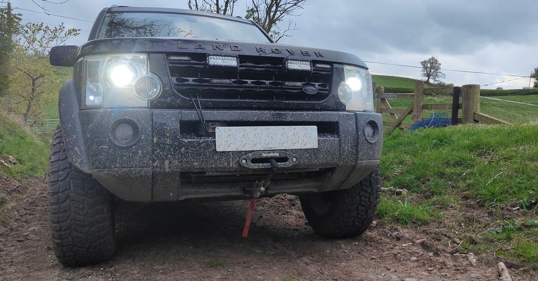 Terrafirma Discrete Winch Mount for Discovery 3, Discovery 4, and Range Rover Sport | TF097 Questions & Answers