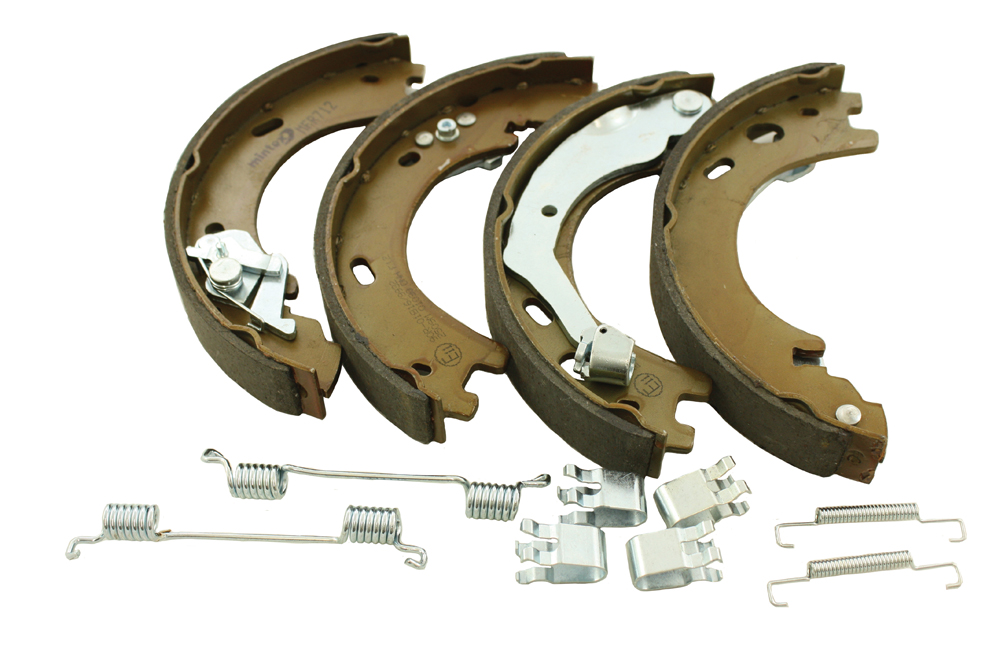 Hand Brake Shoe Kit With Springs for Discovery 3/4 L319 Questions & Answers